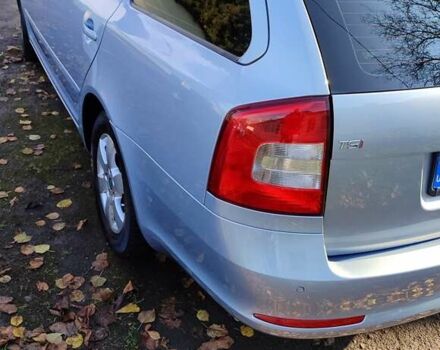 Синій Шкода Октавія, об'ємом двигуна 1.8 л та пробігом 218 тис. км за 7600 $, фото 4 на Automoto.ua