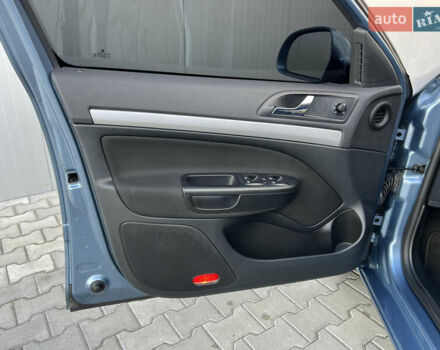 Синий Шкода Октавия, объемом двигателя 1.39 л и пробегом 250 тыс. км за 6800 $, фото 15 на Automoto.ua