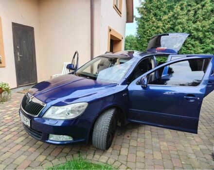 Синій Шкода Октавія, об'ємом двигуна 1.8 л та пробігом 240 тис. км за 7500 $, фото 10 на Automoto.ua