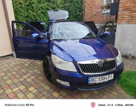 Синій Шкода Октавія, об'ємом двигуна 1.8 л та пробігом 240 тис. км за 7500 $, фото 11 на Automoto.ua