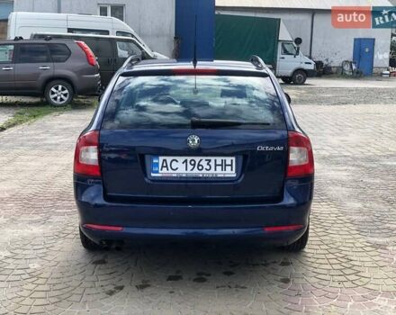 Синий Шкода Октавия, объемом двигателя 1.4 л и пробегом 266 тыс. км за 5800 $, фото 4 на Automoto.ua