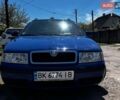 Синий Шкода Октавия, объемом двигателя 1.6 л и пробегом 206 тыс. км за 5500 $, фото 1 на Automoto.ua