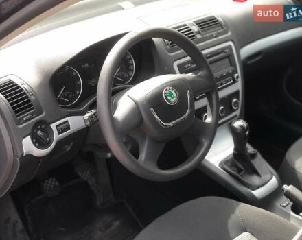 Синий Шкода Октавия, объемом двигателя 1.4 л и пробегом 266 тыс. км за 5800 $, фото 16 на Automoto.ua