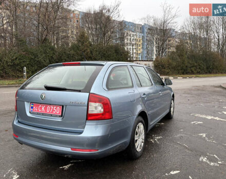 Синий Шкода Октавия, объемом двигателя 1.6 л и пробегом 86 тыс. км за 7900 $, фото 4 на Automoto.ua