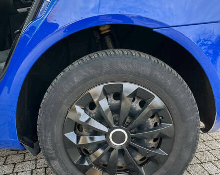 Синий Шкода Октавия, объемом двигателя 1.6 л и пробегом 245 тыс. км за 6800 $, фото 7 на Automoto.ua