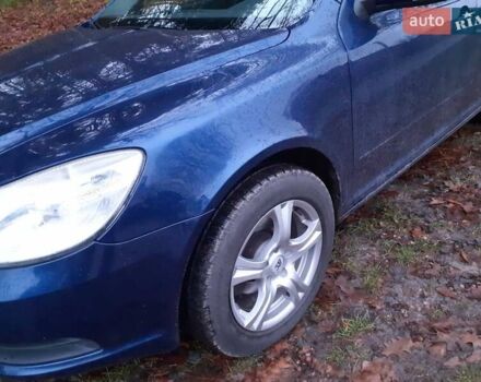 Синий Шкода Октавия, объемом двигателя 1.6 л и пробегом 176 тыс. км за 6800 $, фото 3 на Automoto.ua