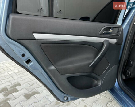 Синий Шкода Октавия, объемом двигателя 1.39 л и пробегом 250 тыс. км за 6799 $, фото 18 на Automoto.ua