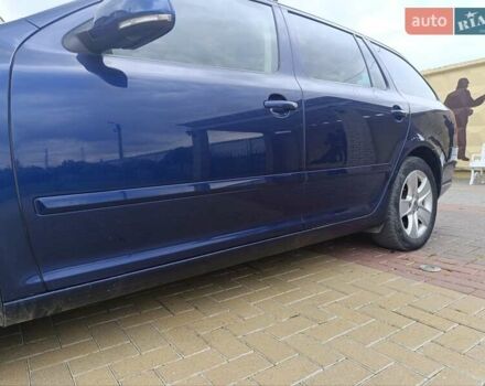 Синий Шкода Октавия, объемом двигателя 1.8 л и пробегом 181 тыс. км за 9100 $, фото 4 на Automoto.ua