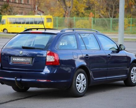 Шкода Октавія 2009 у Харкові на Automoto.ua Синій Шкода Октавія, об'ємом двигуна 1.6 л та пробігом 249 тис. км за 6999 $, фото 5 на Automoto.ua