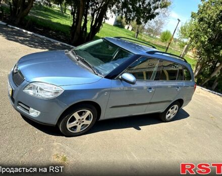 Синий Шкода Октавия, объемом двигателя 1.6 л и пробегом 183 тыс. км за 6000 $, фото 2 на Automoto.ua