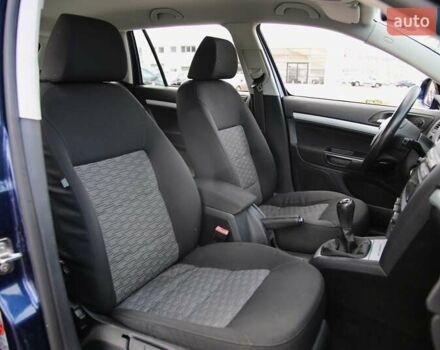 Шкода Октавія 2009 у Харкові на Automoto.ua Синій Шкода Октавія, об'ємом двигуна 1.6 л та пробігом 249 тис. км за 6999 $, фото 9 на Automoto.ua