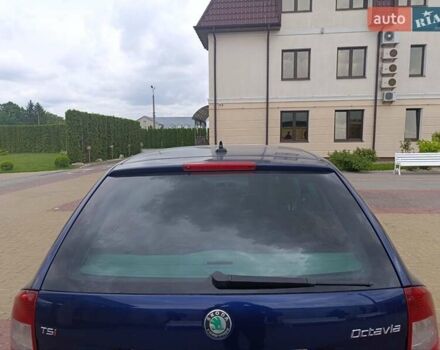 Синий Шкода Октавия, объемом двигателя 1.8 л и пробегом 181 тыс. км за 9100 $, фото 1 на Automoto.ua