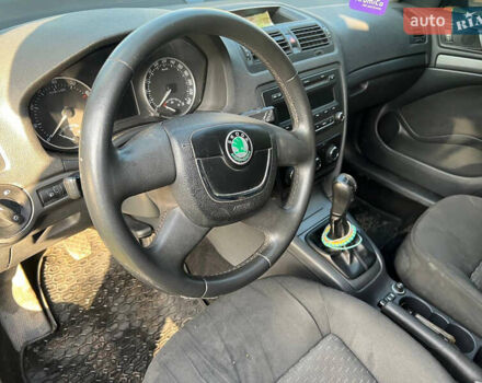 Синий Шкода Октавия, объемом двигателя 1.6 л и пробегом 310 тыс. км за 6999 $, фото 12 на Automoto.ua