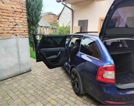 Синій Шкода Октавія, об'ємом двигуна 1.8 л та пробігом 240 тис. км за 7500 $, фото 13 на Automoto.ua