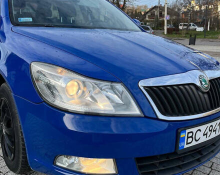 Синий Шкода Октавия, объемом двигателя 1.6 л и пробегом 245 тыс. км за 6800 $, фото 4 на Automoto.ua