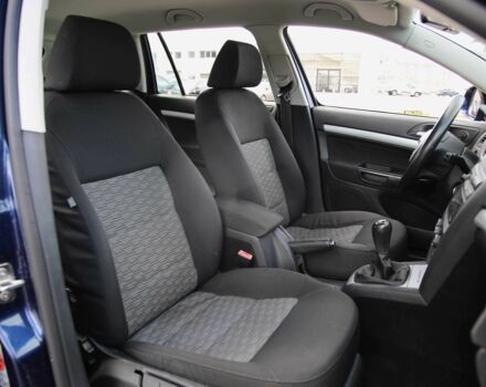 Шкода Октавія 2009 у Харкові на Automoto.ua Синій Шкода Октавія, об'ємом двигуна 1.6 л та пробігом 249 тис. км за 6999 $, фото 9 на Automoto.ua