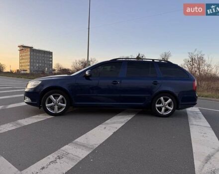 Синій Шкода Октавія, об'ємом двигуна 1.8 л та пробігом 290 тис. км за 6400 $, фото 4 на Automoto.ua