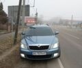 Синий Шкода Октавия, объемом двигателя 2 л и пробегом 219 тыс. км за 7000 $, фото 2 на Automoto.ua