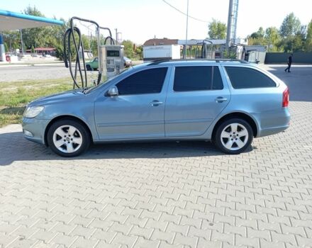 Синий Шкода Октавия, объемом двигателя 2 л и пробегом 219 тыс. км за 7000 $, фото 5 на Automoto.ua