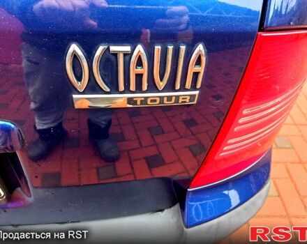 Синий Шкода Октавия, объемом двигателя 14 л и пробегом 200 тыс. км за 5200 $, фото 4 на Automoto.ua