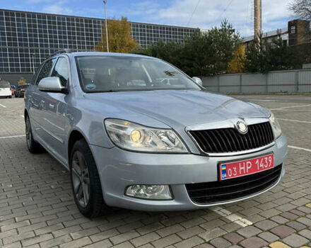 Шкода Октавия 2009 в Луцке на Automoto.ua Синий Шкода Октавия, объемом двигателя 0 л и пробегом 274 тыс. км за 6850 $, фото 2 на Automoto.ua