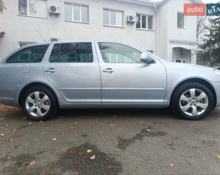 Синий Шкода Октавия, объемом двигателя 1.8 л и пробегом 227 тыс. км за 7800 $, фото 11 на Automoto.ua