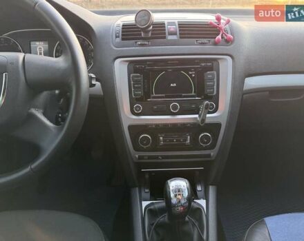 Синій Шкода Октавія, об'ємом двигуна 1.8 л та пробігом 290 тис. км за 6400 $, фото 29 на Automoto.ua