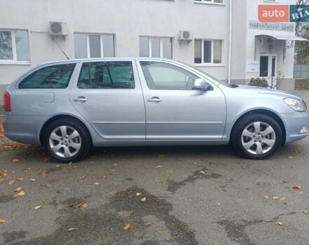 Синий Шкода Октавия, объемом двигателя 1.8 л и пробегом 227 тыс. км за 7800 $, фото 2 на Automoto.ua