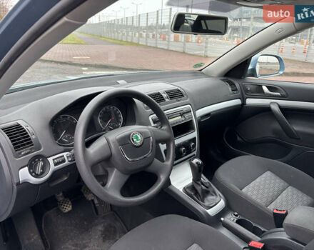 Синий Шкода Октавия, объемом двигателя 1.6 л и пробегом 86 тыс. км за 7900 $, фото 25 на Automoto.ua