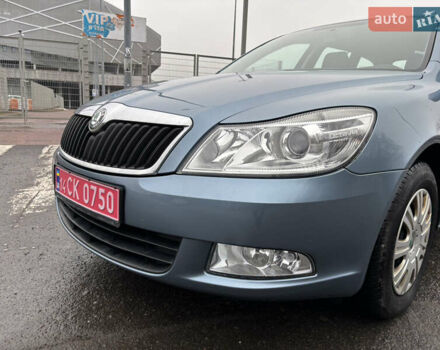 Синий Шкода Октавия, объемом двигателя 1.6 л и пробегом 86 тыс. км за 7900 $, фото 12 на Automoto.ua