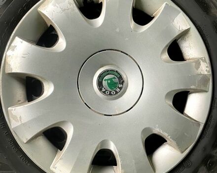 Синий Шкода Октавия, объемом двигателя 1.6 л и пробегом 250 тыс. км за 7200 $, фото 7 на Automoto.ua