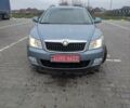 Синий Шкода Октавия, объемом двигателя 1.6 л и пробегом 213 тыс. км за 7800 $, фото 1 на Automoto.ua