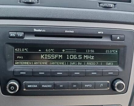 Синій Шкода Октавія, об'ємом двигуна 1.8 л та пробігом 228 тис. км за 7400 $, фото 38 на Automoto.ua