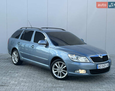 Синий Шкода Октавия, объемом двигателя 1.39 л и пробегом 250 тыс. км за 6800 $, фото 1 на Automoto.ua
