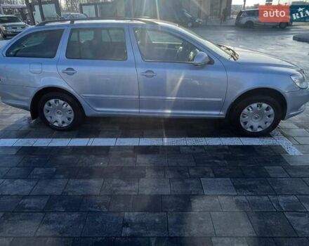 Синий Шкода Октавия, объемом двигателя 1.2 л и пробегом 202 тыс. км за 5200 $, фото 5 на Automoto.ua