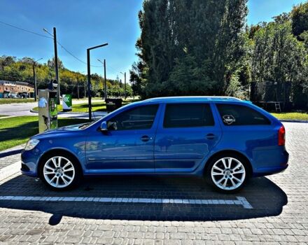 Синій Шкода Октавія, об'ємом двигуна 2 л та пробігом 250 тис. км за 9700 $, фото 2 на Automoto.ua