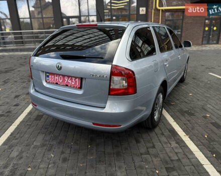 Синий Шкода Октавия, объемом двигателя 1.6 л и пробегом 186 тыс. км за 8400 $, фото 31 на Automoto.ua