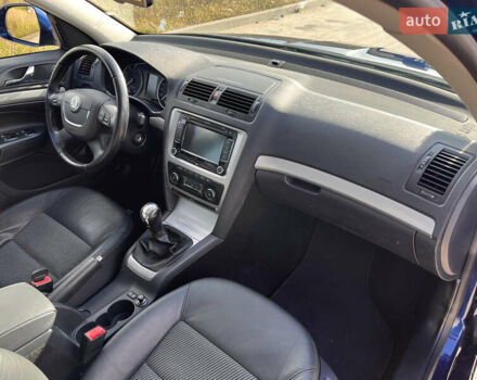 Синий Шкода Октавия, объемом двигателя 1.8 л и пробегом 223 тыс. км за 7600 $, фото 34 на Automoto.ua