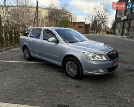 Синий Шкода Октавия, объемом двигателя 1.6 л и пробегом 186 тыс. км за 8400 $, фото 45 на Automoto.ua