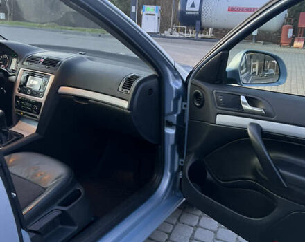 Синій Шкода Октавія, об'ємом двигуна 1.6 л та пробігом 362 тис. км за 7500 $, фото 18 на Automoto.ua