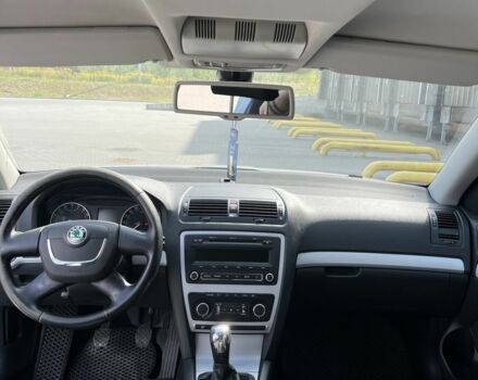 Синій Шкода Октавія, об'ємом двигуна 1.6 л та пробігом 335 тис. км за 6500 $, фото 1 на Automoto.ua