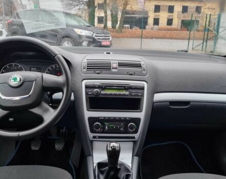 Синий Шкода Октавия, объемом двигателя 1.4 л и пробегом 235 тыс. км за 7500 $, фото 18 на Automoto.ua