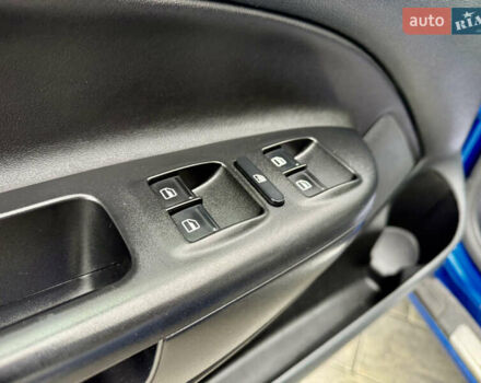 Синій Шкода Октавія, об'ємом двигуна 2 л та пробігом 205 тис. км за 11000 $, фото 22 на Automoto.ua