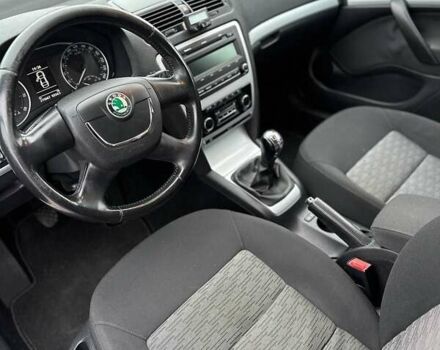 Синій Шкода Октавія, об'ємом двигуна 1.4 л та пробігом 215 тис. км за 7200 $, фото 19 на Automoto.ua