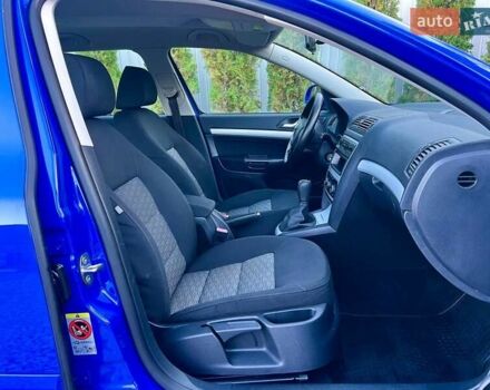 Шкода Октавия 2010 в Полтаве на Automoto.ua Синий Шкода Октавия, объемом двигателя 1.6 л и пробегом 233 тыс. км за 7800 $, фото 105 на Automoto.ua