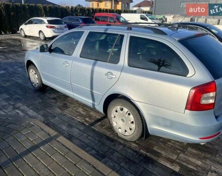 Синий Шкода Октавия, объемом двигателя 1.2 л и пробегом 202 тыс. км за 5200 $, фото 3 на Automoto.ua