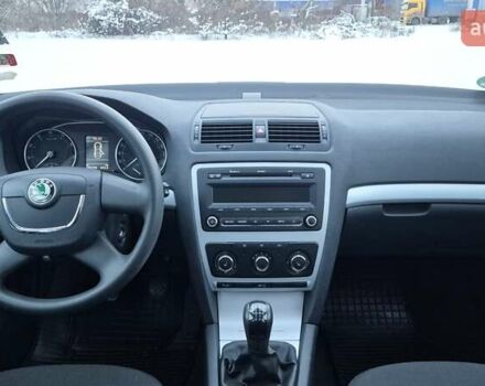 Синий Шкода Октавия, объемом двигателя 1.8 л и пробегом 165 тыс. км за 7699 $, фото 18 на Automoto.ua