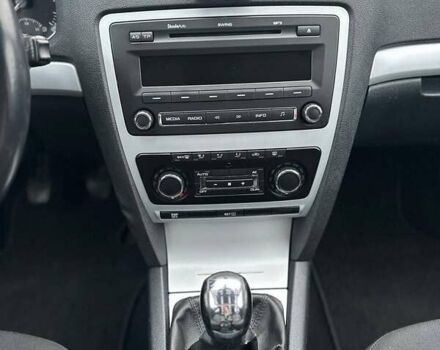 Синій Шкода Октавія, об'ємом двигуна 1.4 л та пробігом 215 тис. км за 7200 $, фото 21 на Automoto.ua