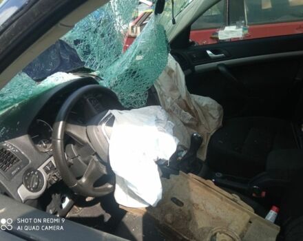 Синій Шкода Октавія, об'ємом двигуна 1.2 л та пробігом 200 тис. км за 1500 $, фото 8 на Automoto.ua