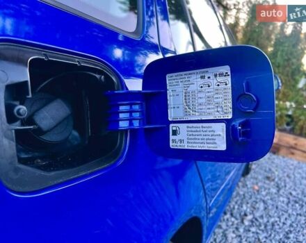 Шкода Октавия 2010 в Полтаве на Automoto.ua Синий Шкода Октавия, объемом двигателя 1.6 л и пробегом 233 тыс. км за 7800 $, фото 123 на Automoto.ua